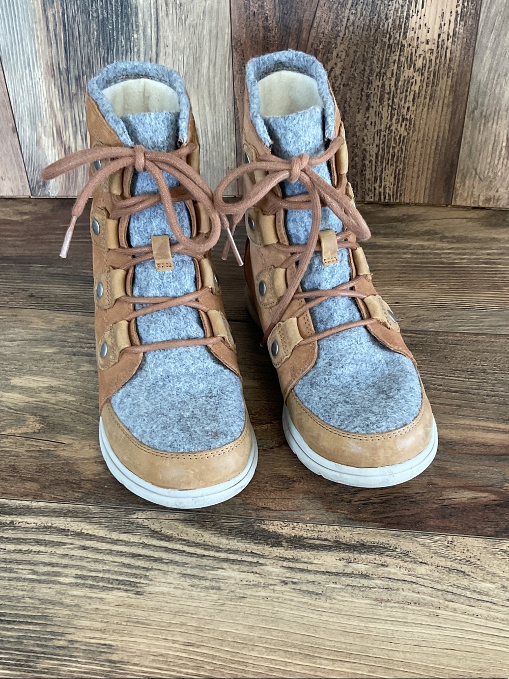 Sorel Explorer Joan Waterproof Winter Ankle Boots NL3423-224 6.5 305B - Picture 7 of 9